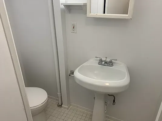 Rented by Compass | media 27