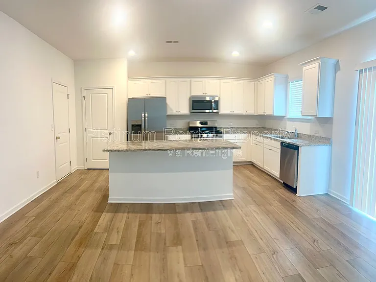 3843 Rustic Barn Way — Photo 6