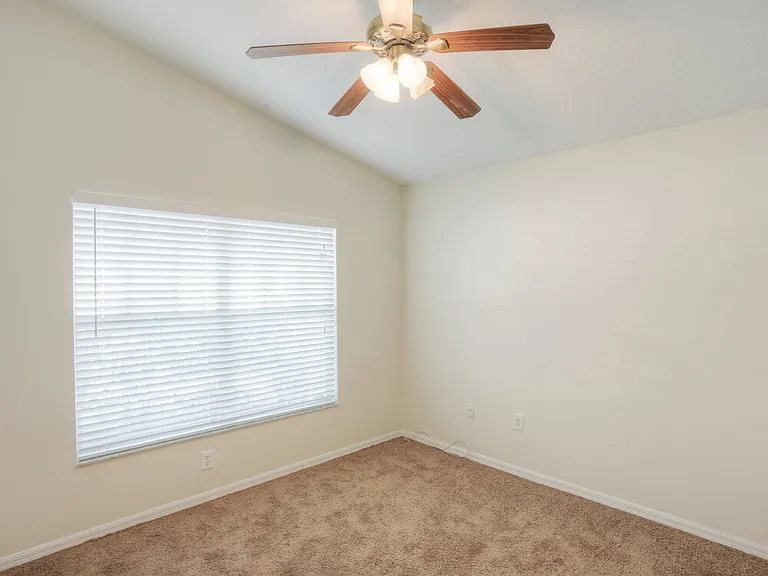 24622 Volterra Ct — Photo 9