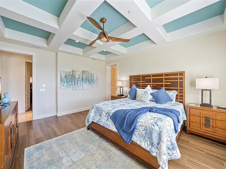 580 Avellino Isles Cir #18102 — Photo 15