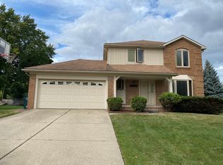 3174 York Dr, Troy, MI 48084