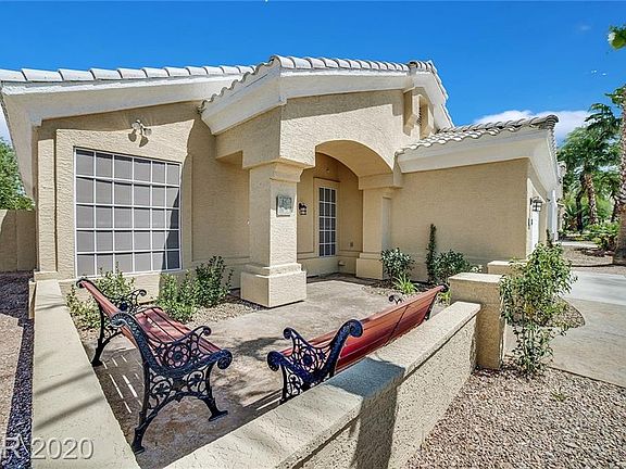 2nd image of 3128 Pismo Beach Dr