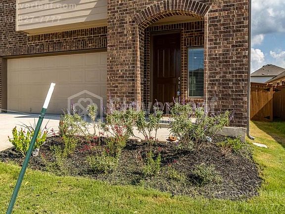 4th image of 2042 Egret Ave