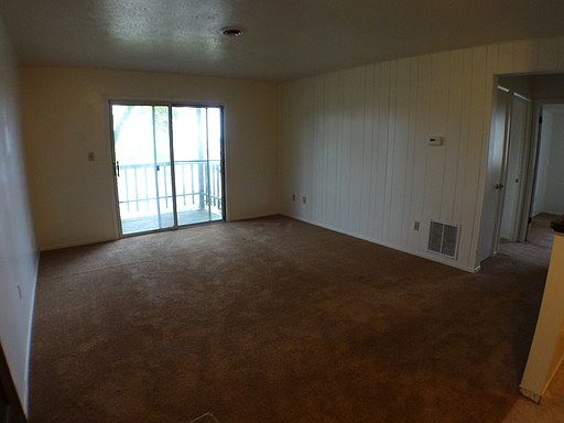 5th image of 3433 Pennsylvania Ave APT 5