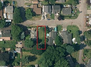 8406 SE Clay St, Portland, OR 97216