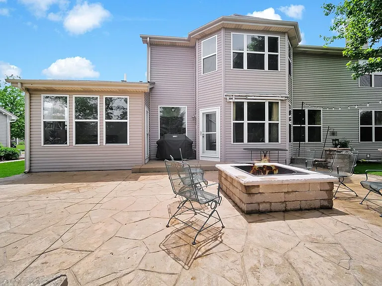 322 Hemlock Ln — Photo 44