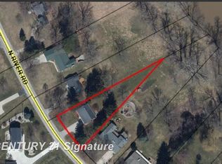 3690 N River Rd, Freeland, MI 48623