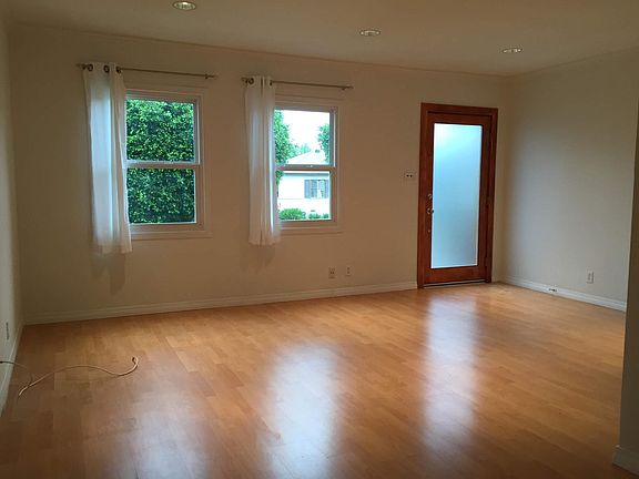 Front Entrance / Family Room
