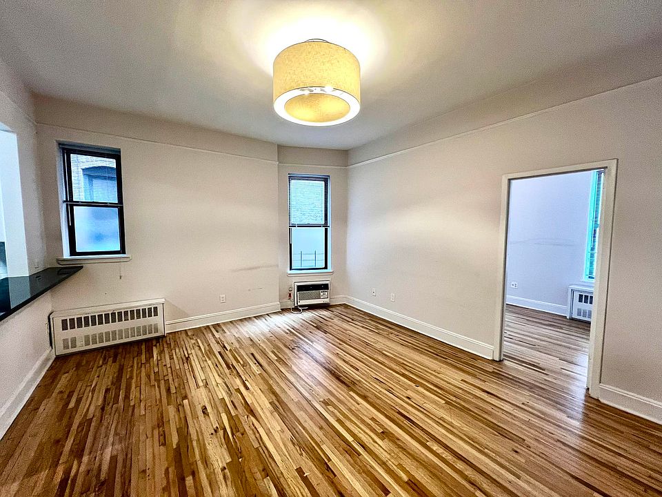 1st image of 648 Amsterdam Ave #4N