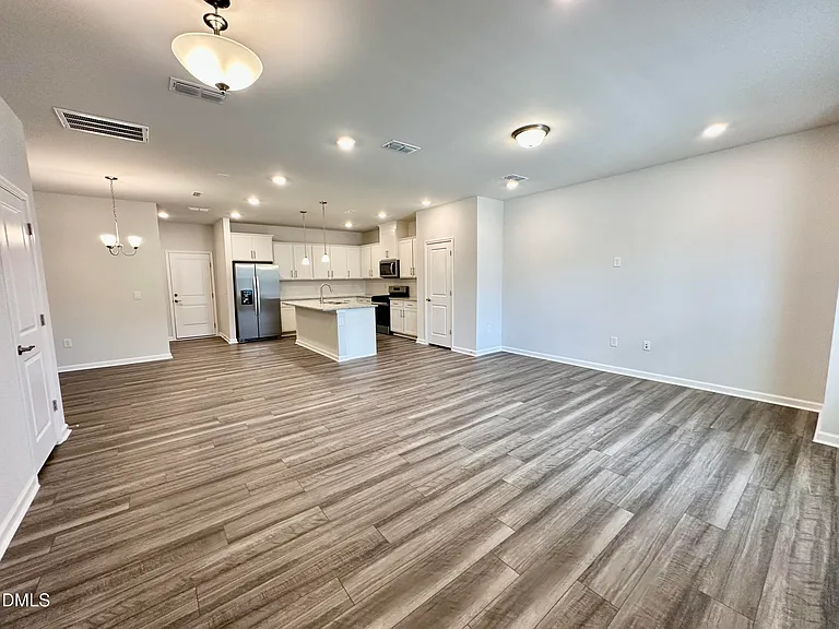 2933 Denson Rd — Photo 4