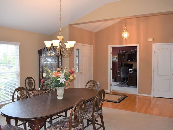 5th image of 1367 Whitetail Glen Ct