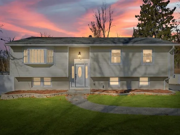 243 Lime Ridge Road, Poughquag, NY 12570