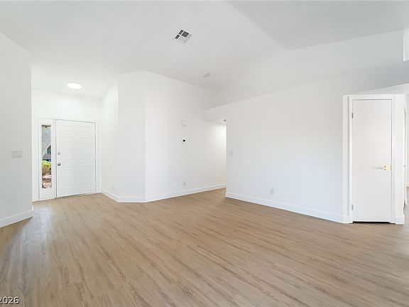 4th image of 838 Anchor Dr