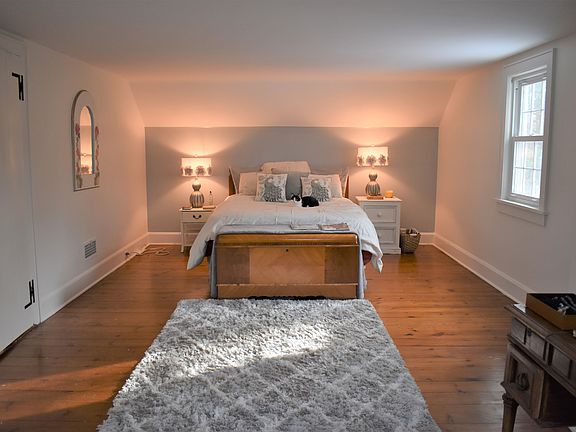 Light, bright Master Bedroom