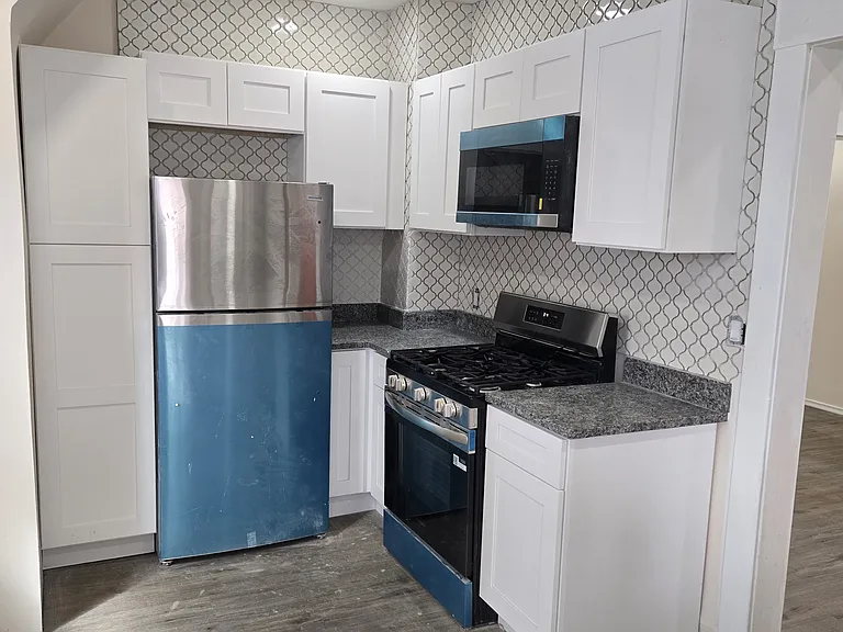Kitchen, everything is brand new
