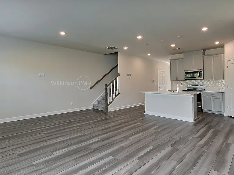 4050 County Down Ave — Photo 6