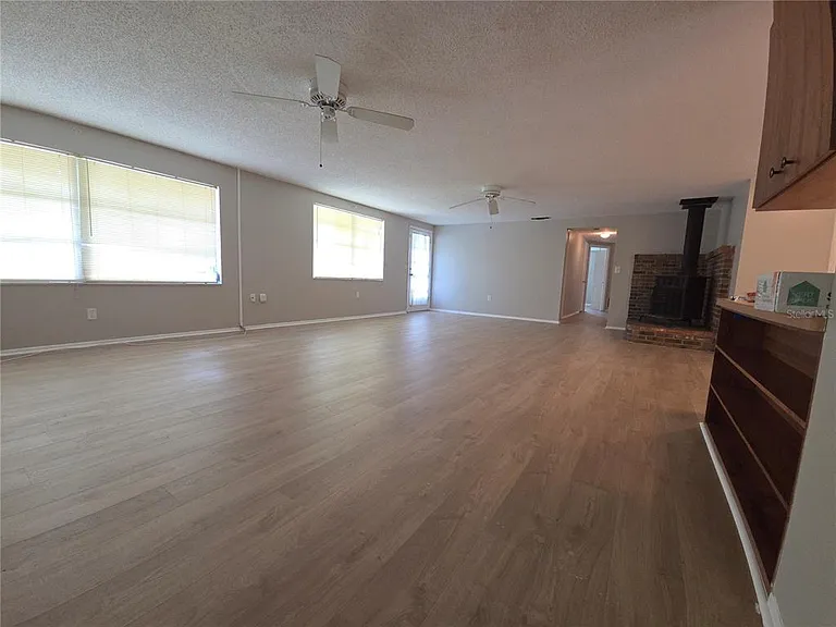 4136 S Lockwood Ridge Rd — Photo 7