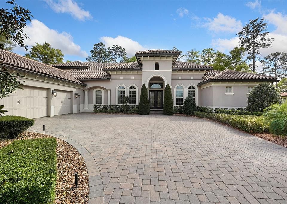 1st image of 213 Arezzo Ct