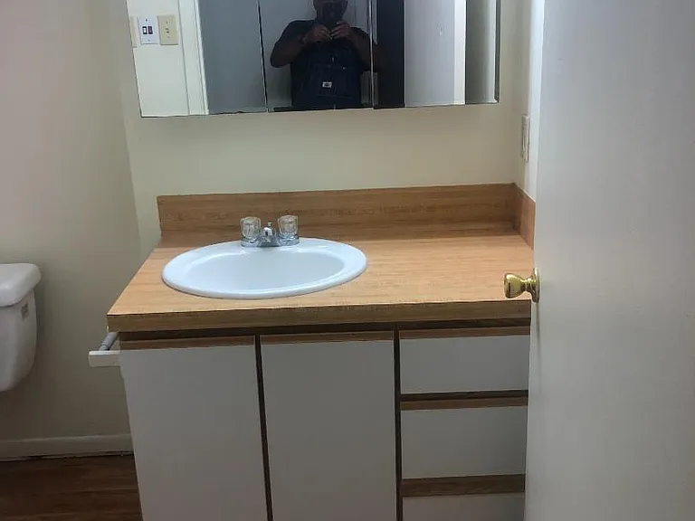 Unit Photo
