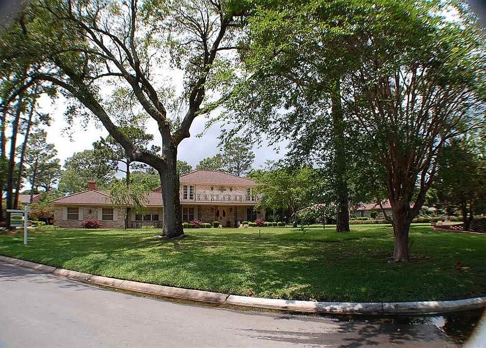 1st image of 3985 Montalvo