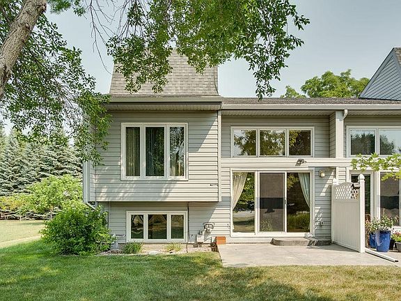 2nd image of 601 35th Ave S #1