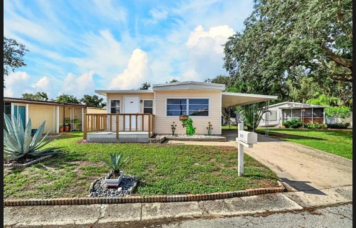 813 Paradise Blvd - Paradise in Tarpon — Photo 2
