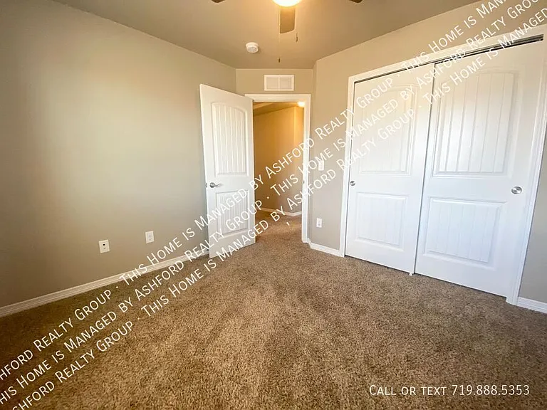 6142 Meadowbank Ln — Photo 12