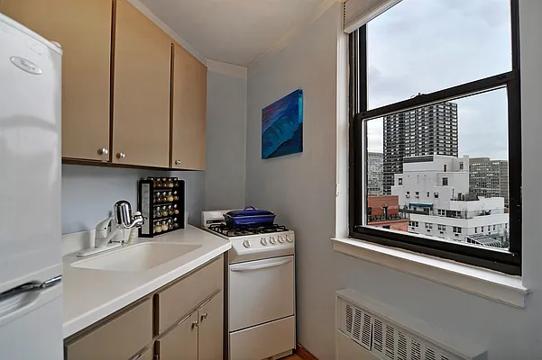 Sold by Corcoran | media 7