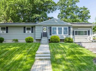 4 Epping St, Nashua, NH 03063