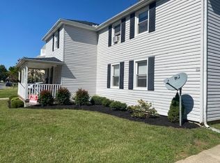 320 Delaware Cir, Newark, DE 19711