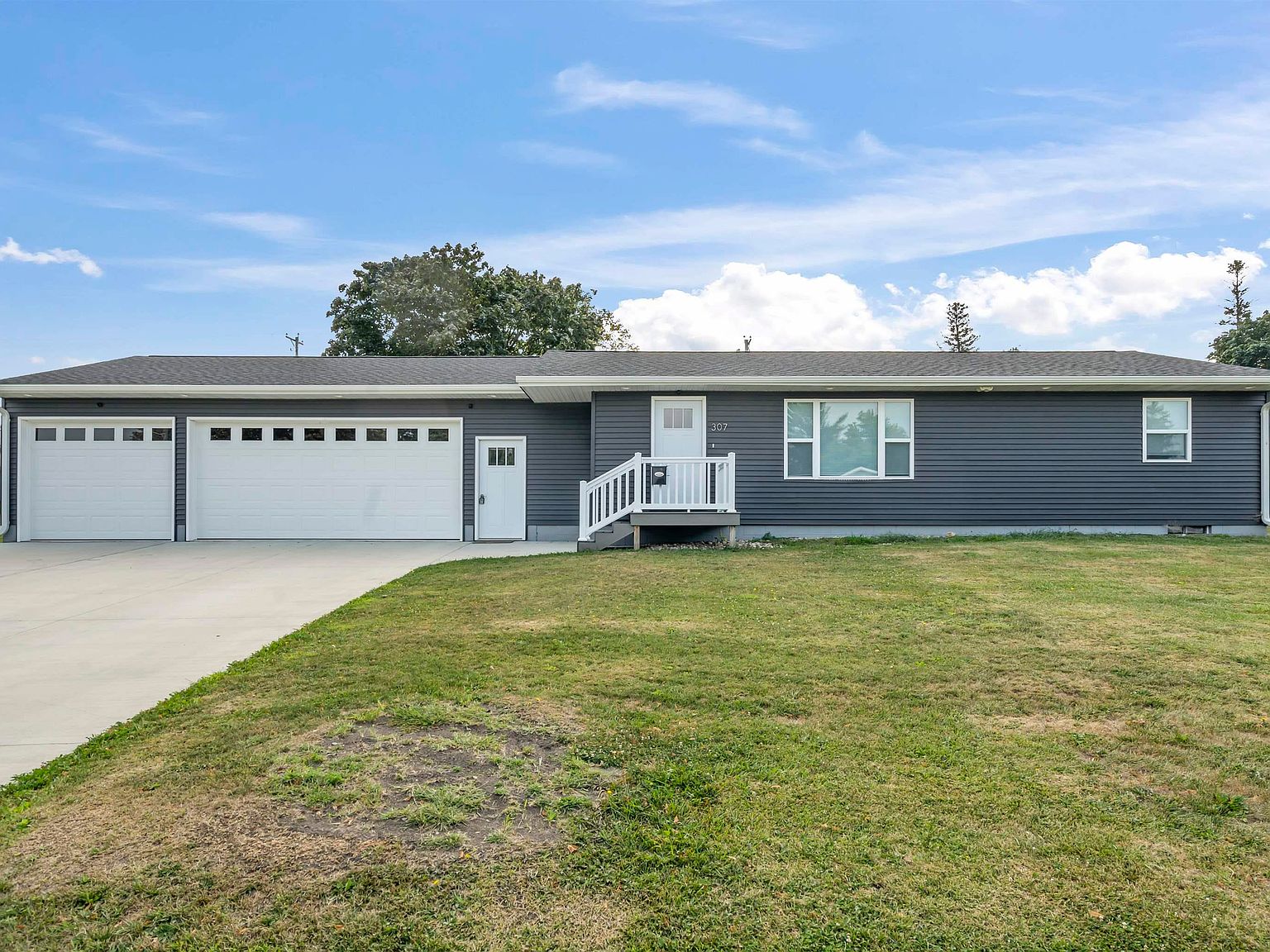 307 7th Ave SE, Oelwein, IA 50662 Zillow