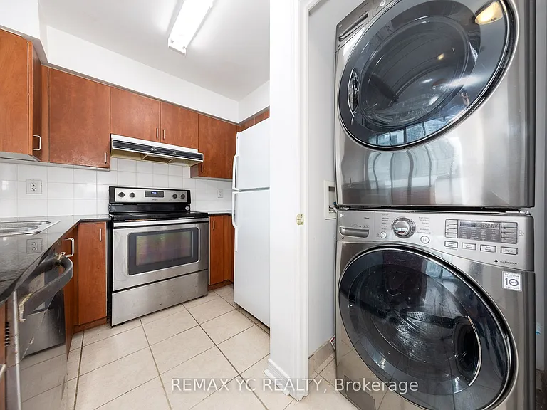 5500 Yonge St #2410 — Photo 6