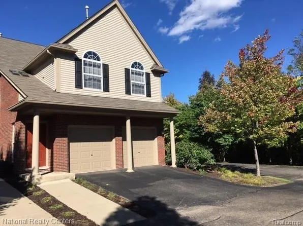 28346 Carlton Way Dr, Novi, MI