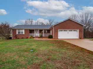 243 Emmaus Cir, Elizabethtown, KY 42701