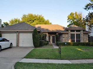 7000 Bernadine St, Watauga, TX 76148