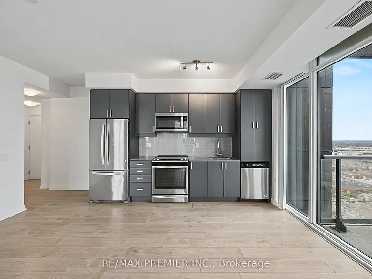 7895 Jane St #3015 — Photo 15