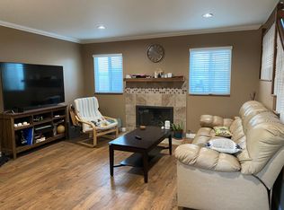 2102 Mackay Ln, Redondo Beach, CA 90278