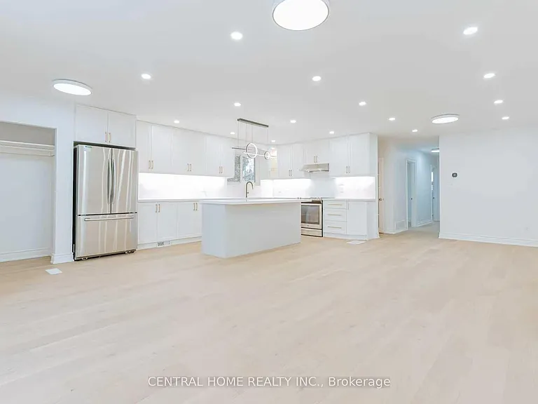 47 Sherwood Forest Dr #MAIN — Photo 13