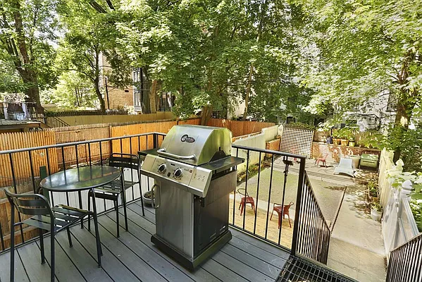 Rented by Corcoran | media 14