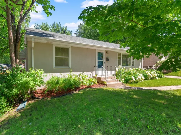 2339 Cowern Pl E, North Saint Paul, MN 55109