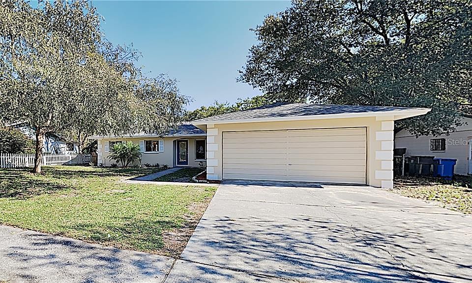 1st image of 411 Bonnie View Dr