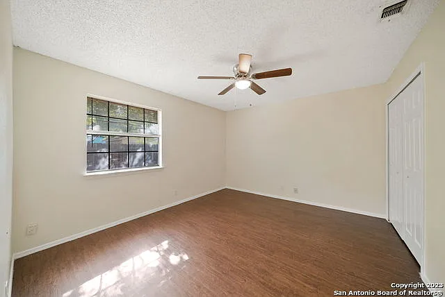 206 Bexar Dr — Photo 21