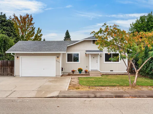 2575 Holly St, Anderson, CA 96007