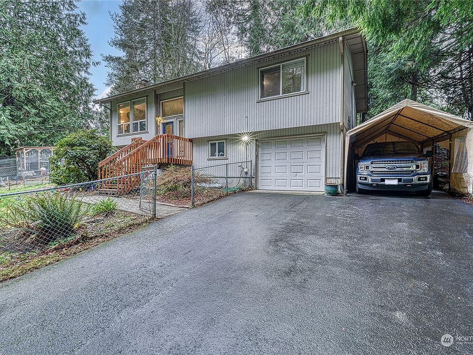 1st image of 22285 Woodward Way NW