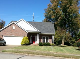 6065 Pfafflin Lake Blvd, Newburgh, IN