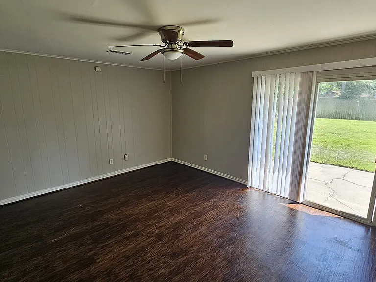 5118 Mauritz Dr — Photo 3
