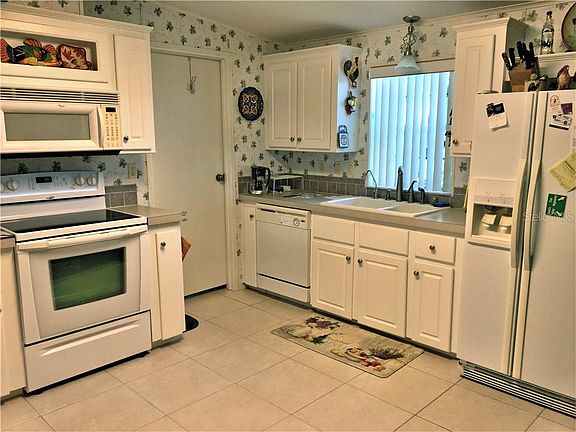 5th image of 6833 Americana Dr NE #97