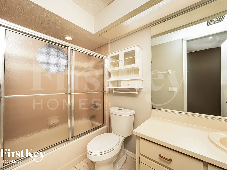 1401 SW Sudder Ave — Photo 15