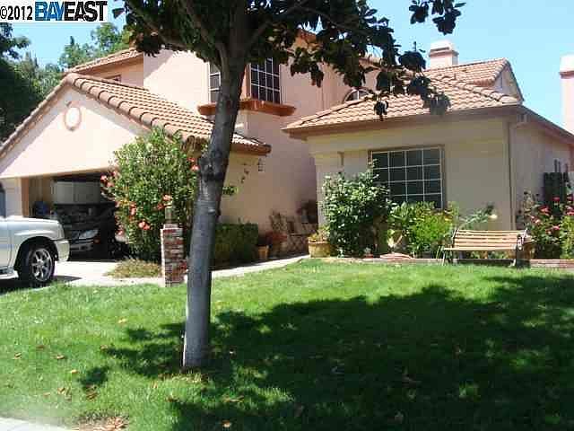 1st image of 1421 Harvest Ln