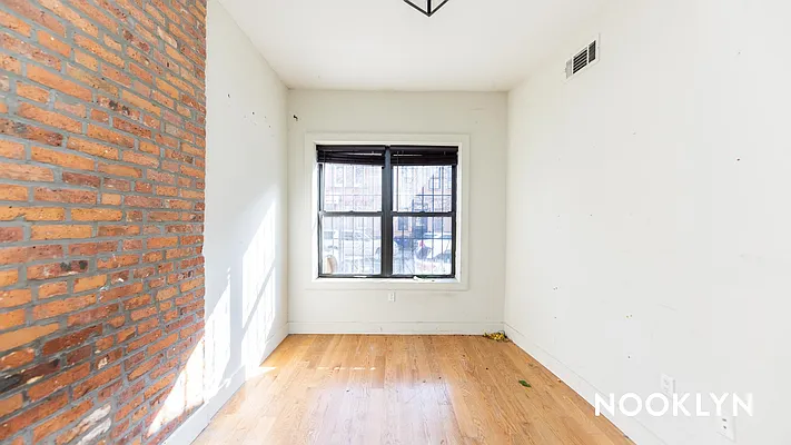 Rented by Nooklyn NYC LLC | media 26